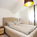 Sonja By Adex Travel Appartamento *