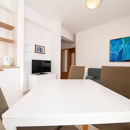 Sonja Apartment *