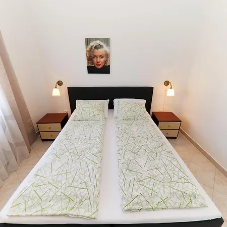 Apartment Sonja *