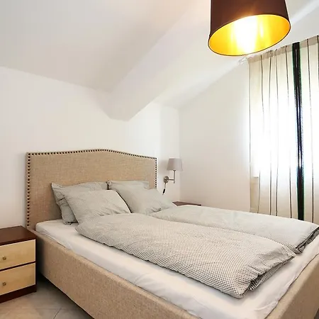 Sonja Apartment *