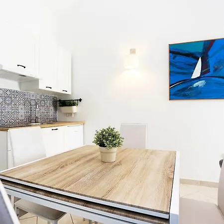 Sonja アパート ザダル