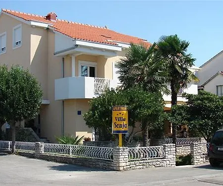 アパート Sonja ザダル