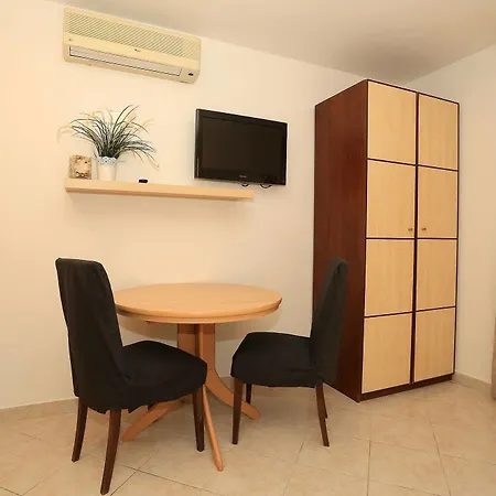 Sonja Apartment