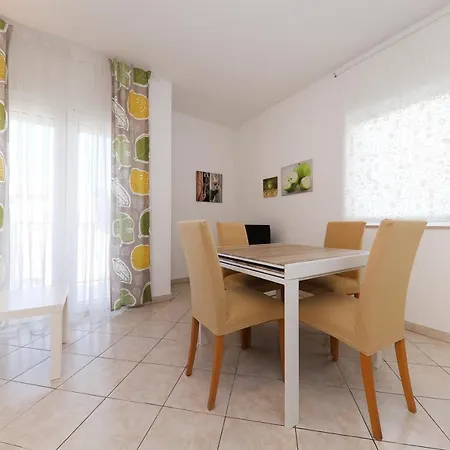 Apartment Sonja Zadar